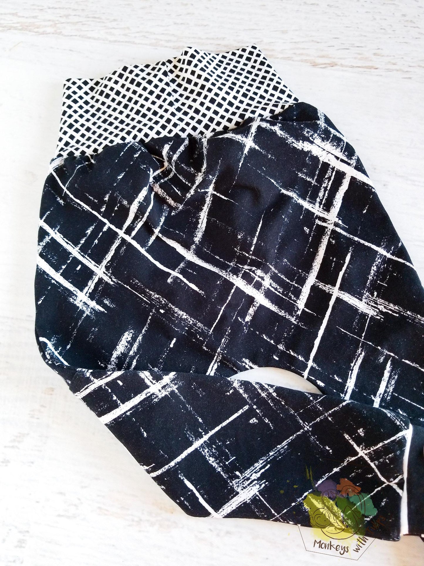 Slouchy black/white plaid joggers, 2T