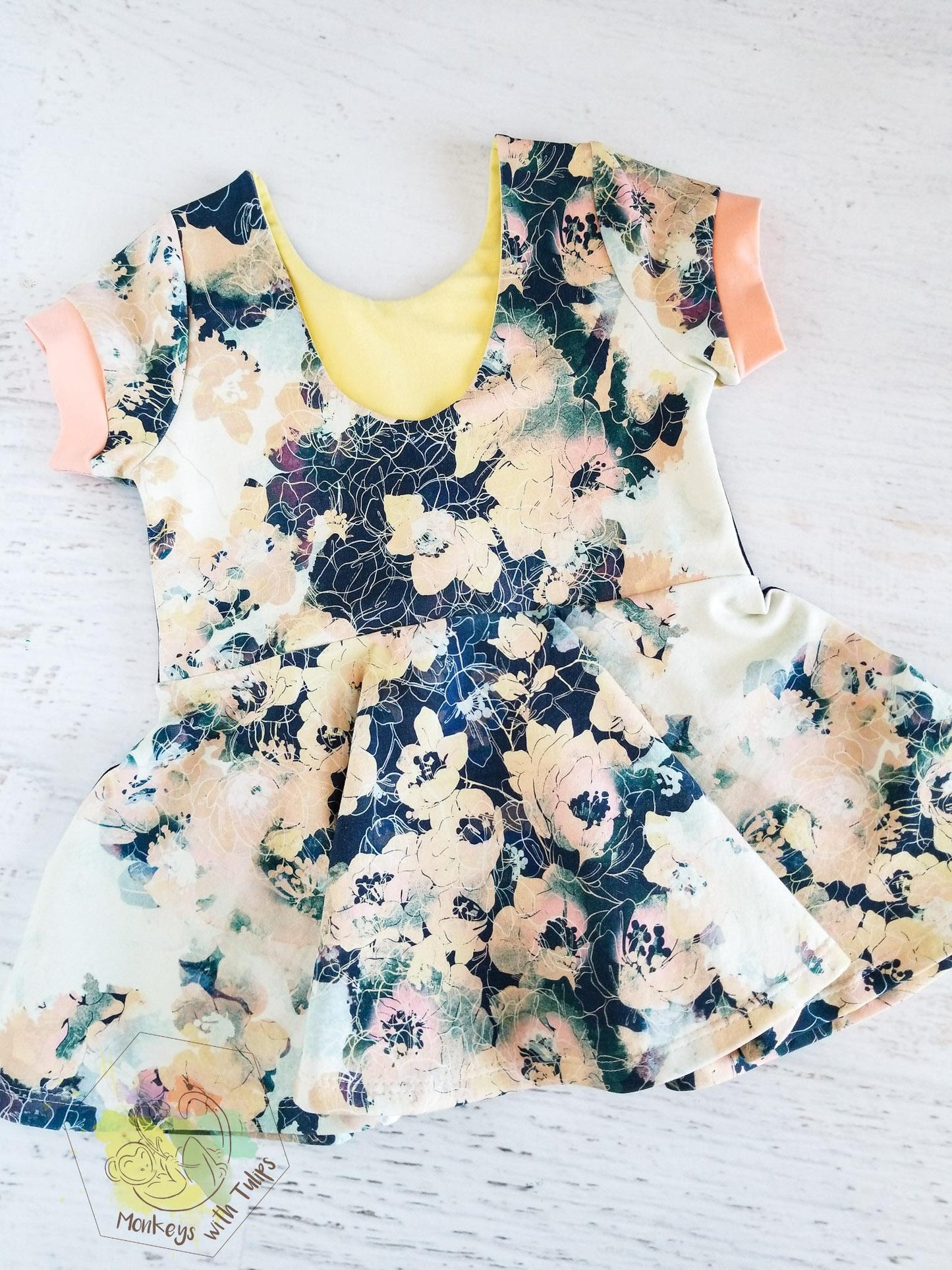 Smokey Floral short sleeve peplum top, size 4t
