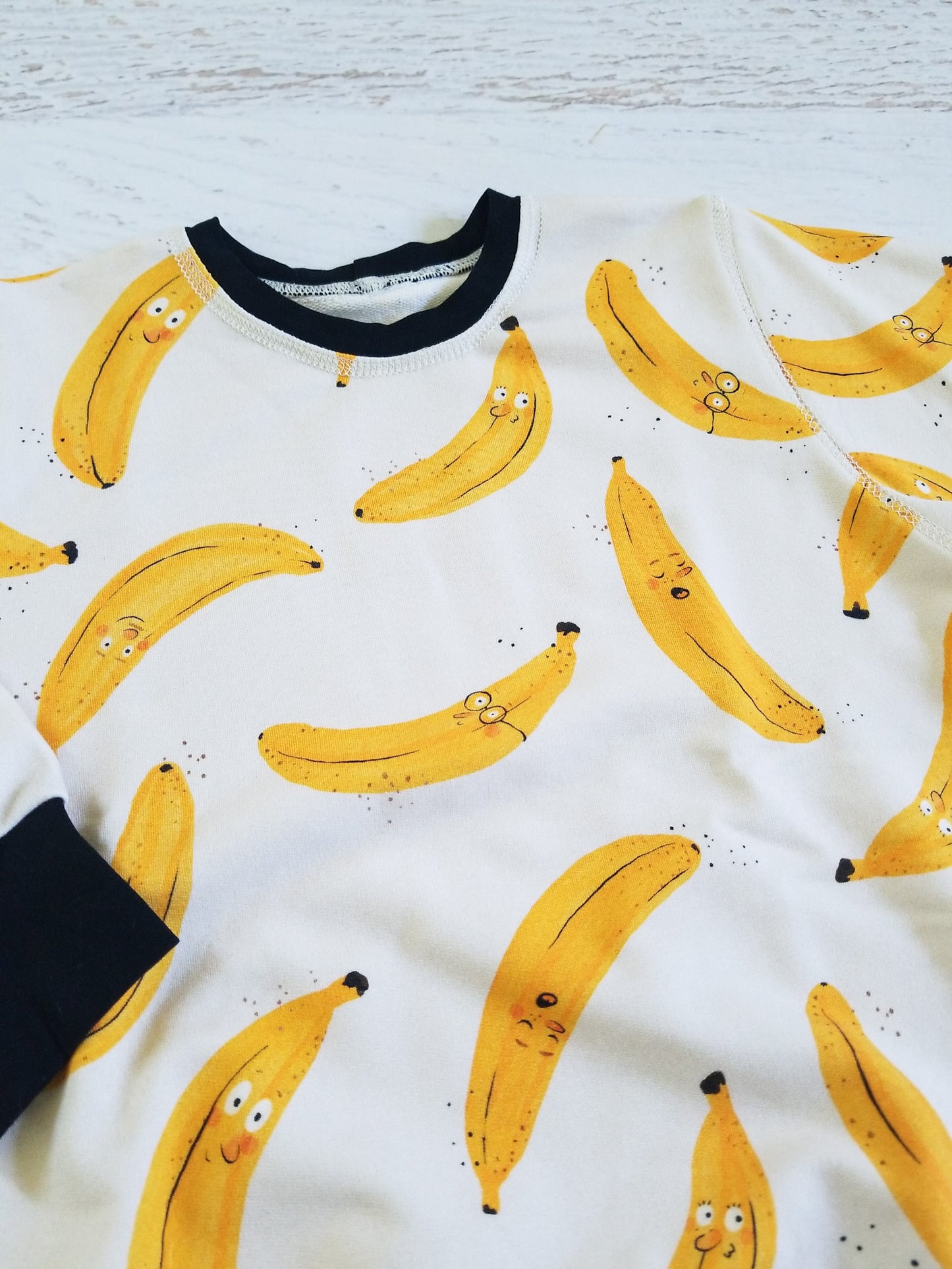 Silly Bananas retro sweatshirt, size 3-4t, 1 custom slot